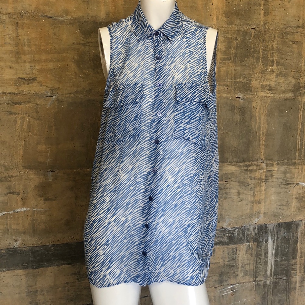 Equipment
Sleeveless Signature Silk Blouse XS